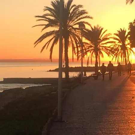 Apartamento Sea View, Walking Distance! Refurbished 2 Bed, Modern. 20 Min. From Alicante Airport