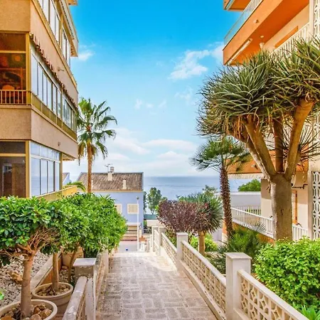 Sea View, Walking Distance! Refurbished 2 Bed, Modern. 20 Min. From Alicante Airport *