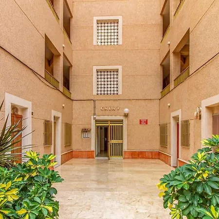 Sea View, Walking Distance! Refurbished 2 Bed, Modern. 20 Min. From Alicante Airport *