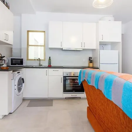 Sea View, Walking Distance! Refurbished 2 Bed, Modern. 20 Min. From Alicante Airport Apartment Santa Pola