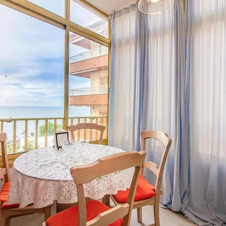 Sea View, Walking Distance! Refurbished 2 Bed, Modern. 20 Min. From Alicante Airport Apartment *