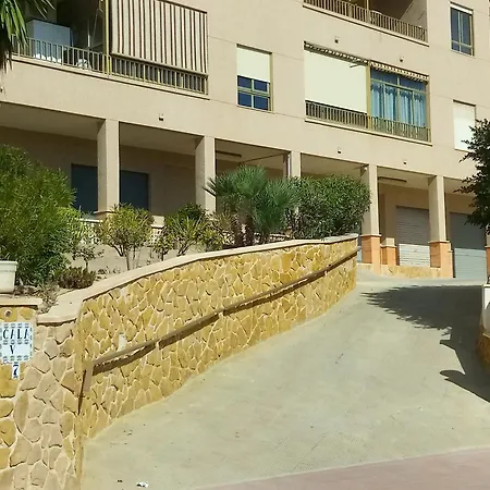 Sea View, Walking Distance! Refurbished 2 Bed, Modern. 20 Min. From Alicante Airport *